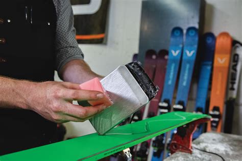 Preparing Your Skis For Waxing